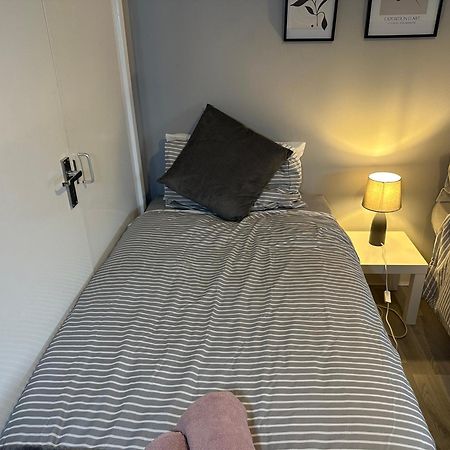 Wembley Serviced Apartment, 20Mins From Central Londres Exterior foto